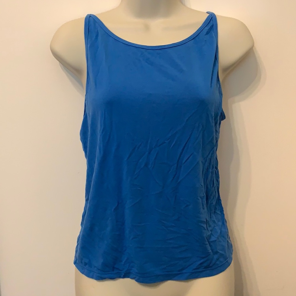 Born primitive brand open back top.